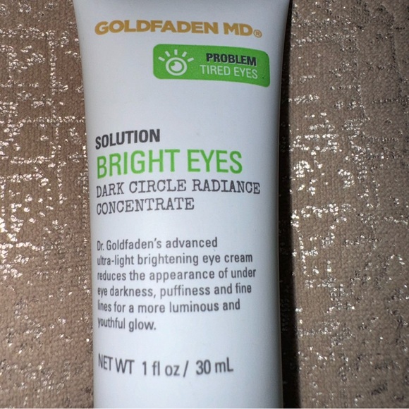 GOLDFADEN MD
PROBLEM
SOLUTION
BRIGHT EYES
DARK CIRCLE RADIANCE CONCENTRATE, NEW - Picture 3 of 6